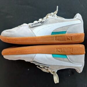 Puma Palermo MD-J Mercedes Uni-sex Sneakers 
Men’s size 9
Women’s size 10.5